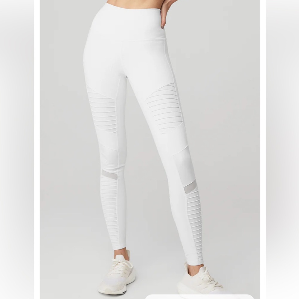 Alo Yoga Women’s High Waisted Moto Leggings